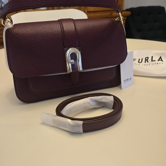 NWT Furla top handle satchel. - Picture 7 of 7